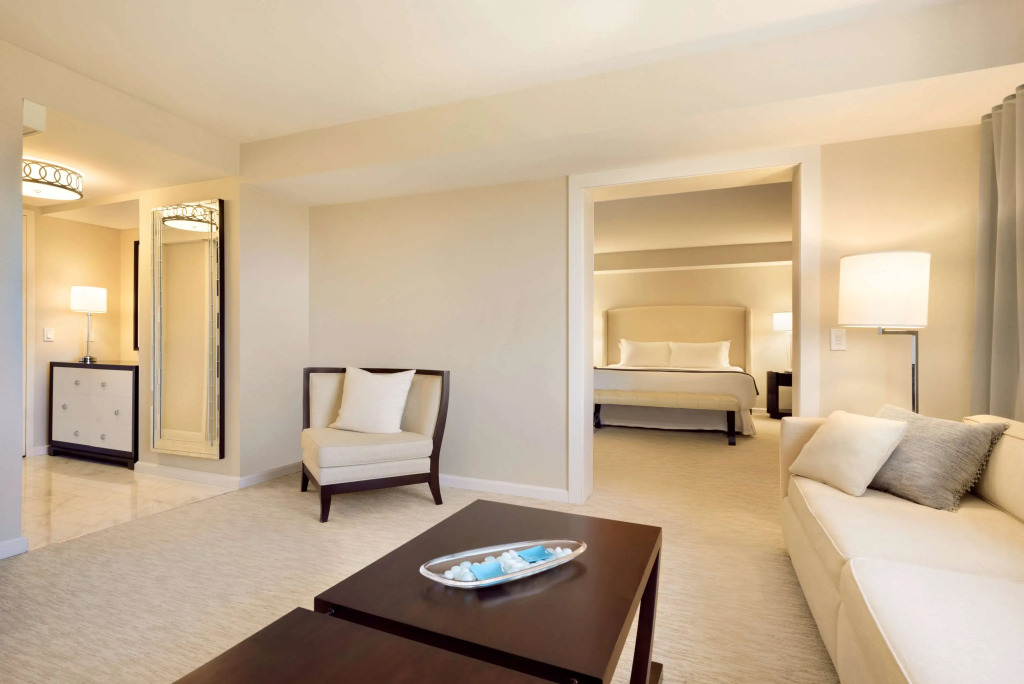 The H Hotel