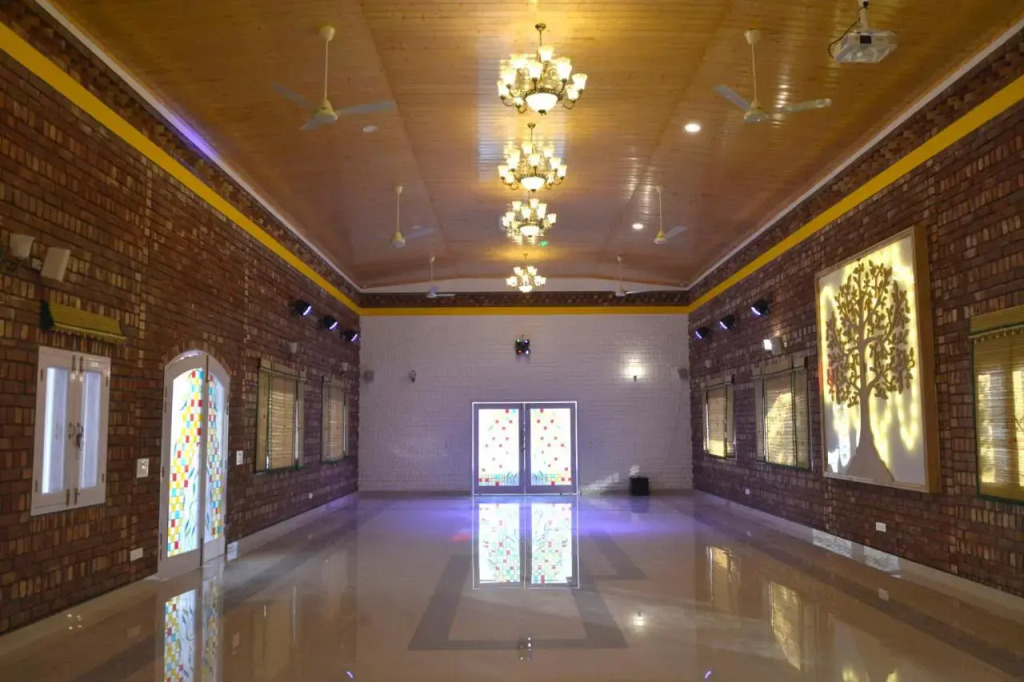 Four Banyans Spirit & Nature Resort