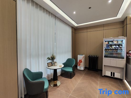 Home Inn Rui Bai · Cloud Hotel (Gushi County Phoenix Avenue)