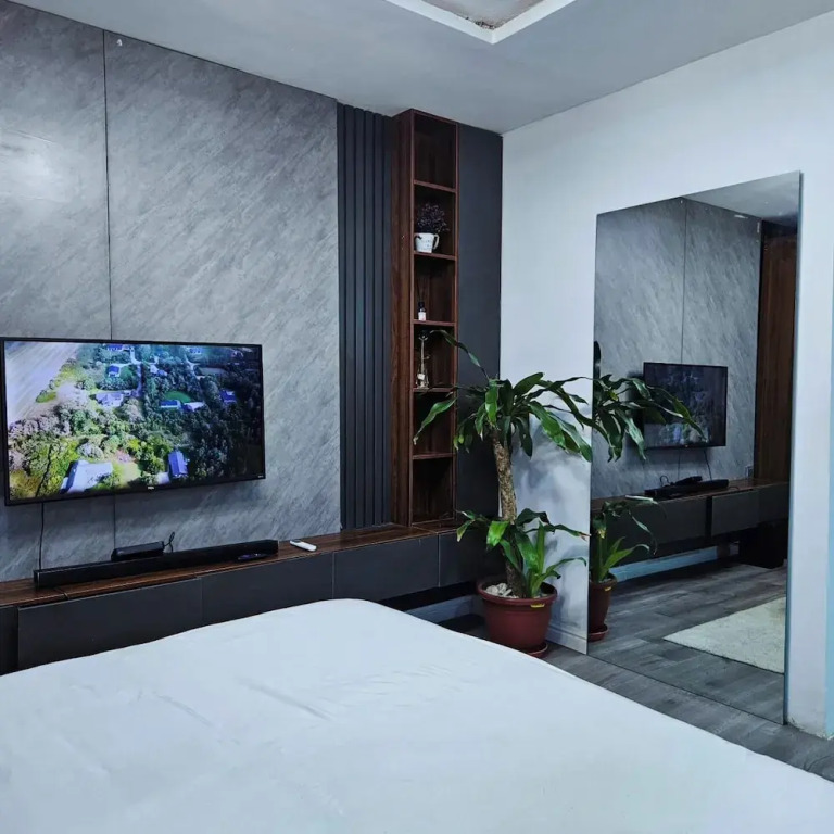 Metrohut Service Apartments