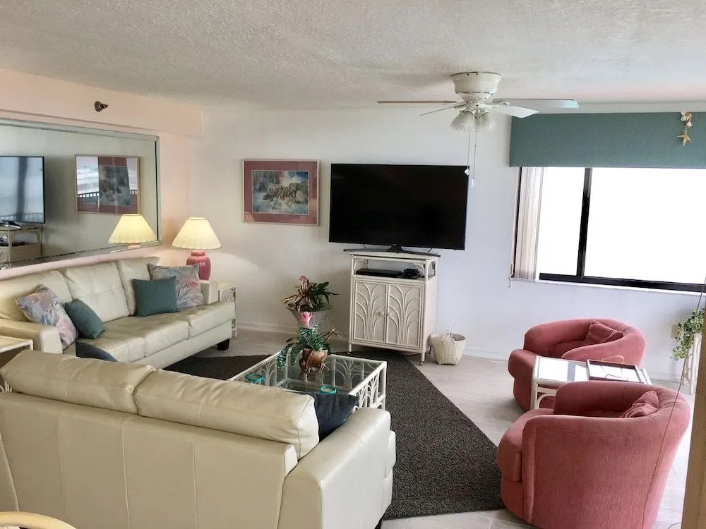 215 Chad - 3 Br Condo