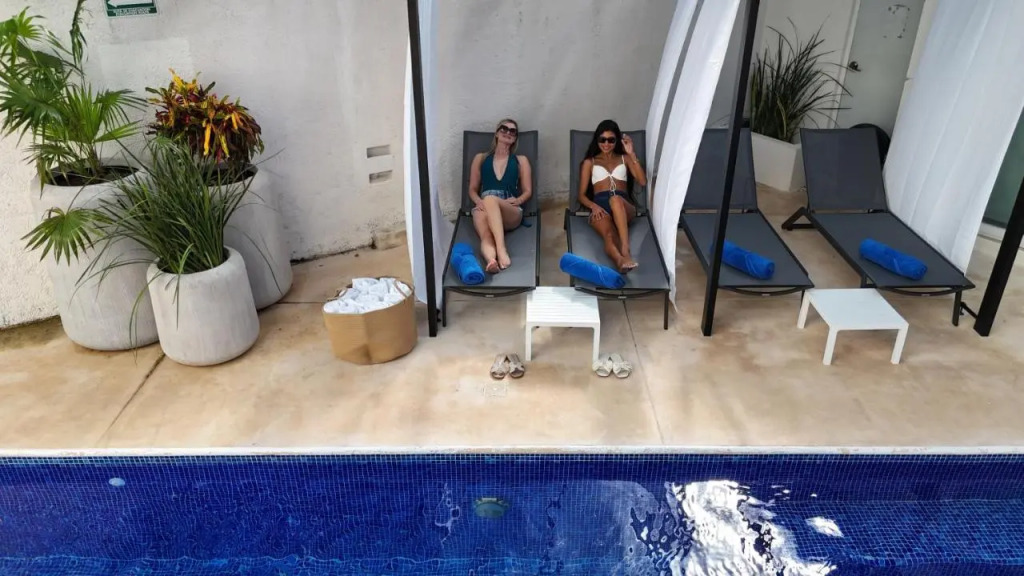 Azulea Isla Mujeres Hotel