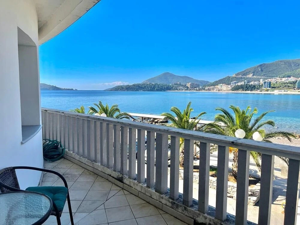 Sea view Apartments Rafailovici