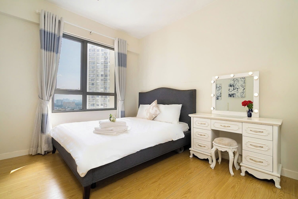 MASTERI Premier Residence