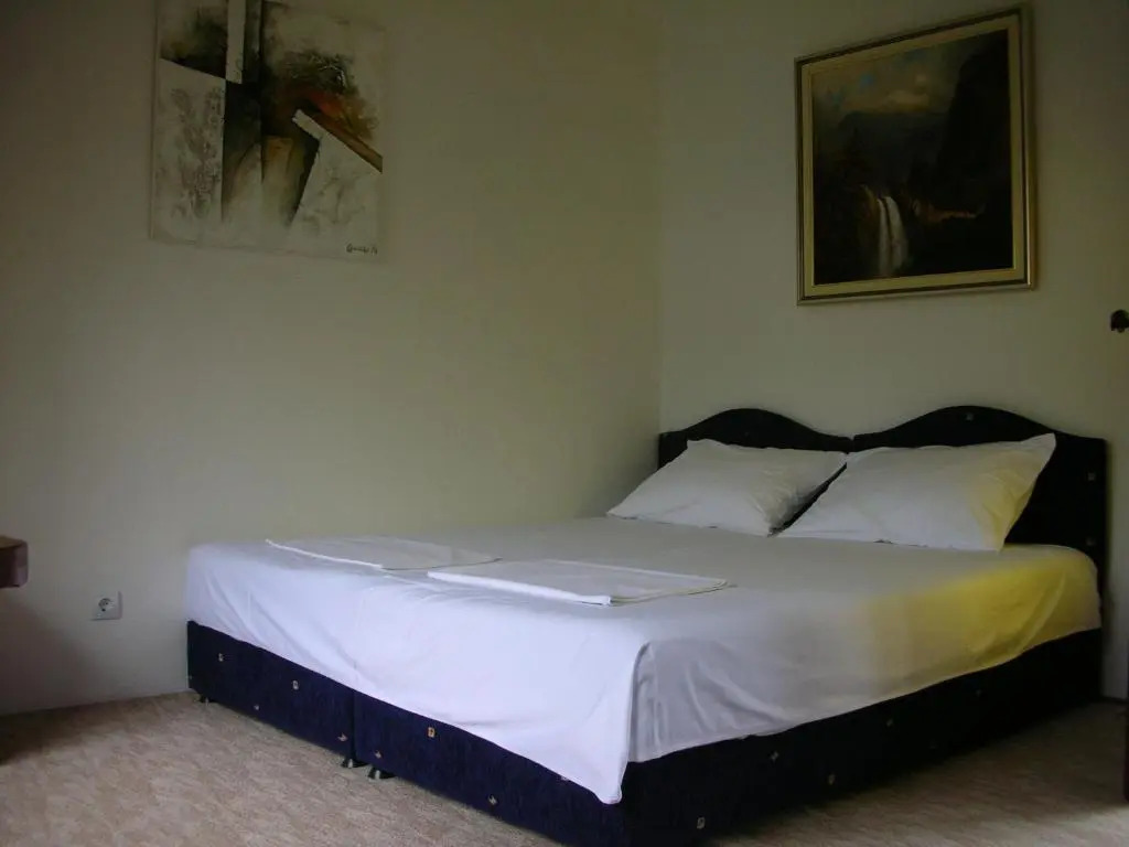 Lero Apartments
