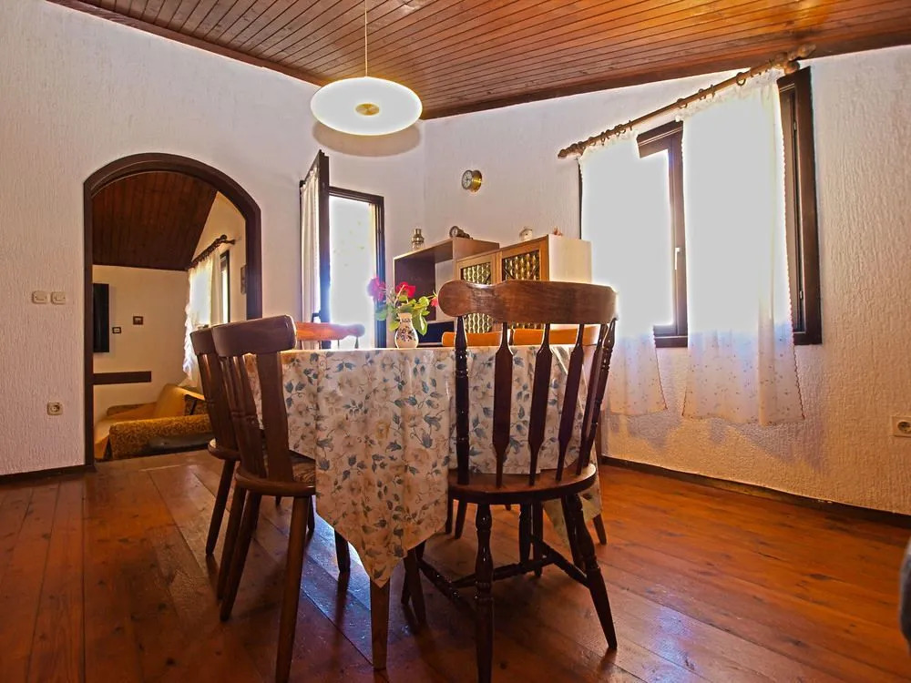 Apartments Antica 1371