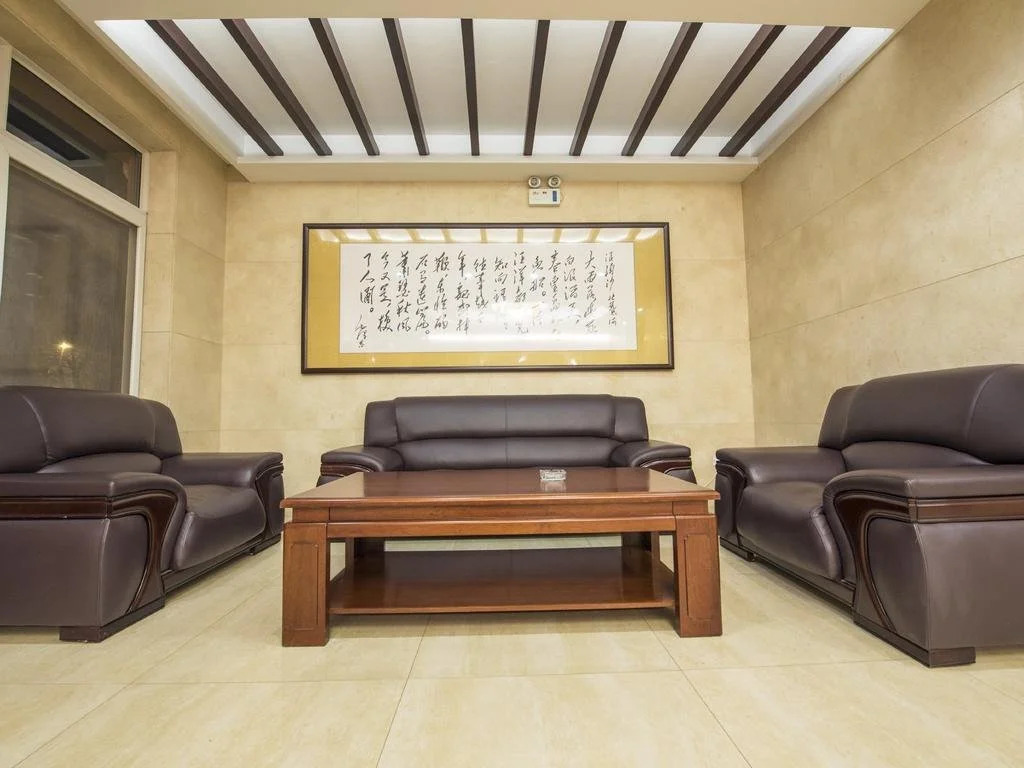 Longxing Holiday Hotel
