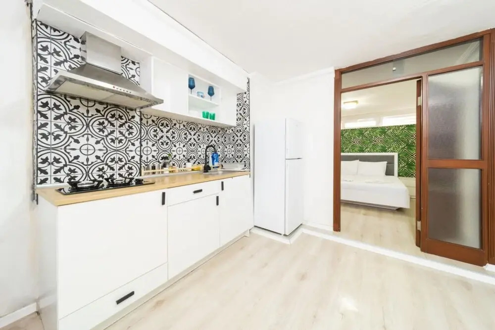 Pleasant House With Private Garden in Kaleici