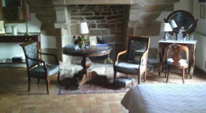 Manoir de Kerguéréon