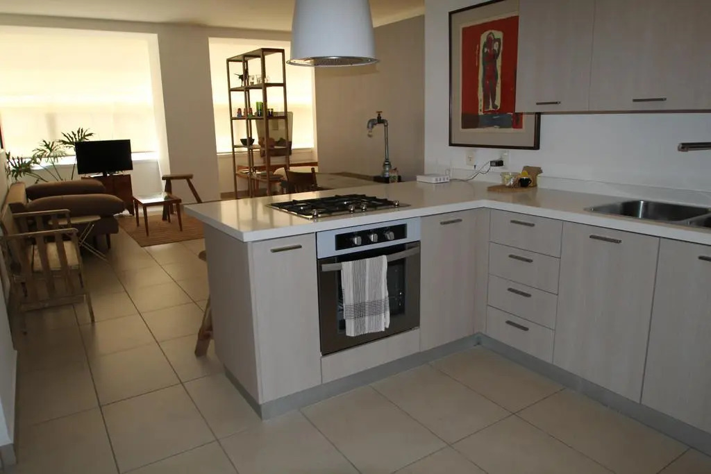 Alameda Downtown Apartment 404