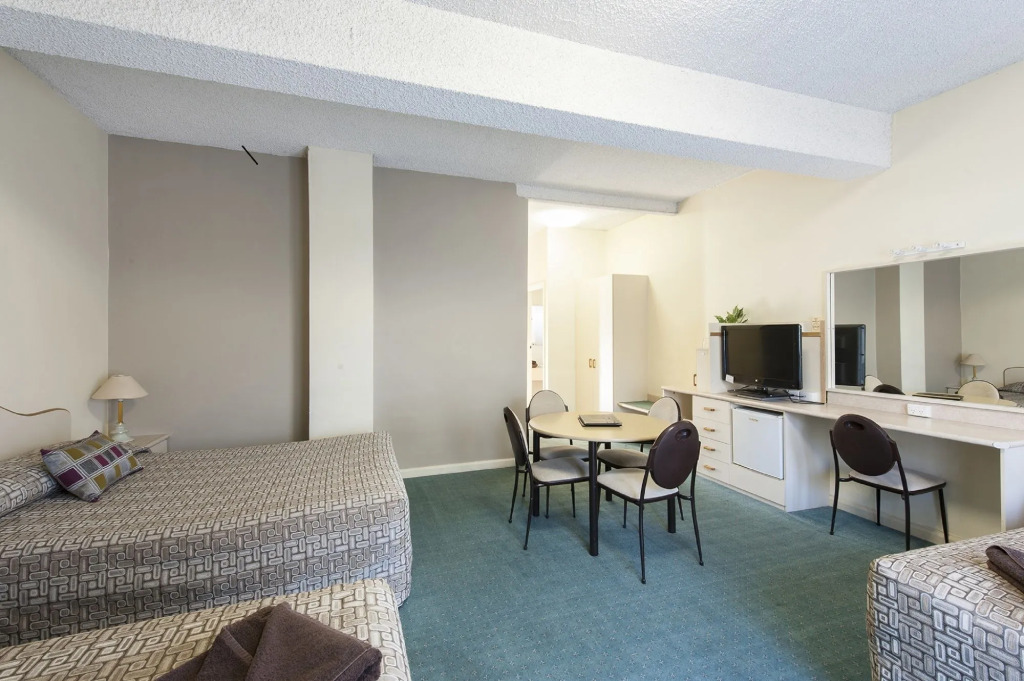Garden City Motor Inn