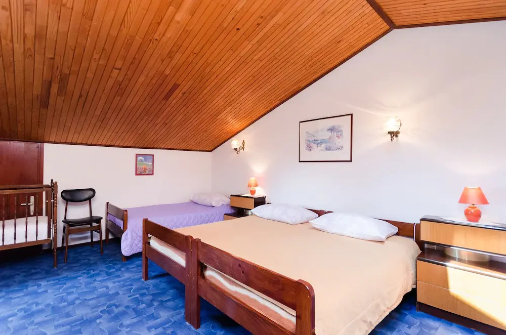 Apartments Mandica