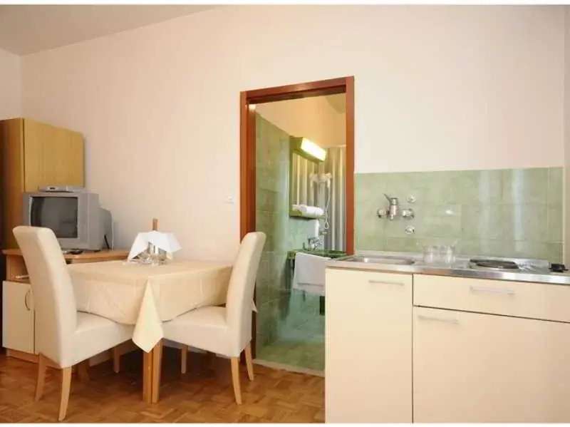 Rooms by the sea Sukosan, Zadar - 20112