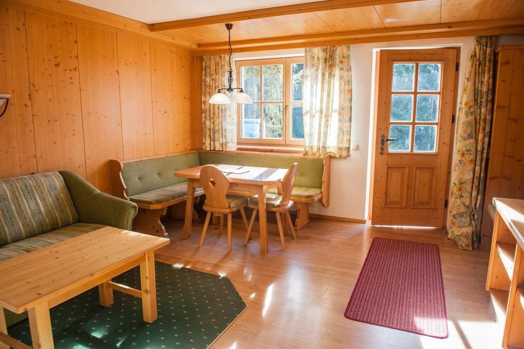 Astn Hütten Residenz Waldsicht Königsleiten - Ferienwohnungen