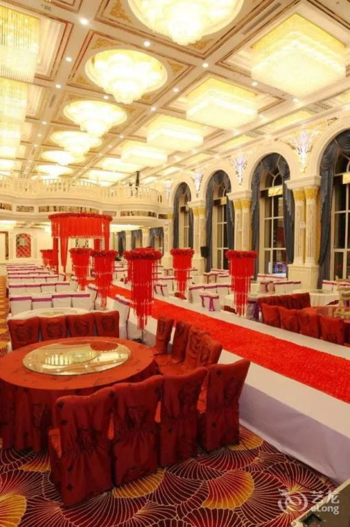 Run Zeng Hotel