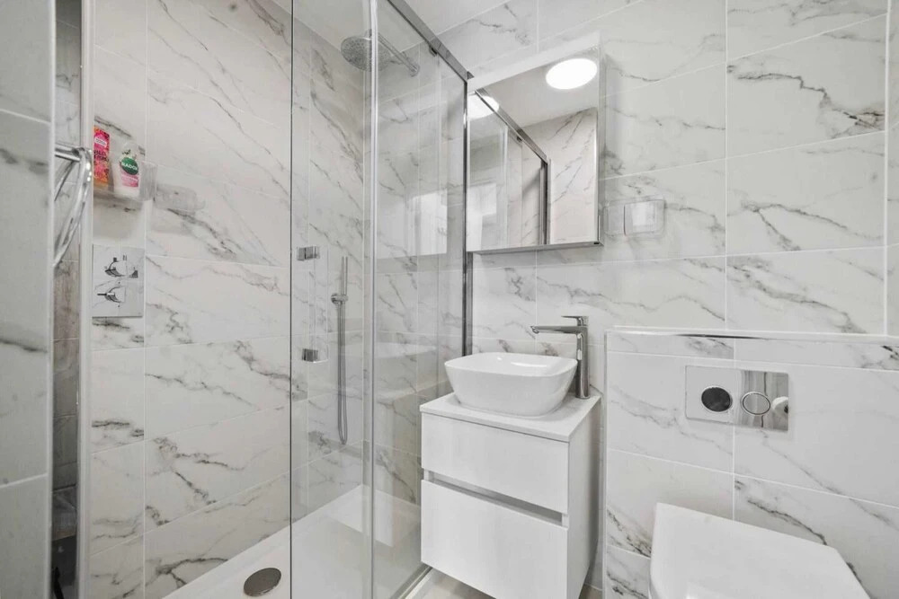 Gorgeous 3 Bedroom Duplex Apartment in West London