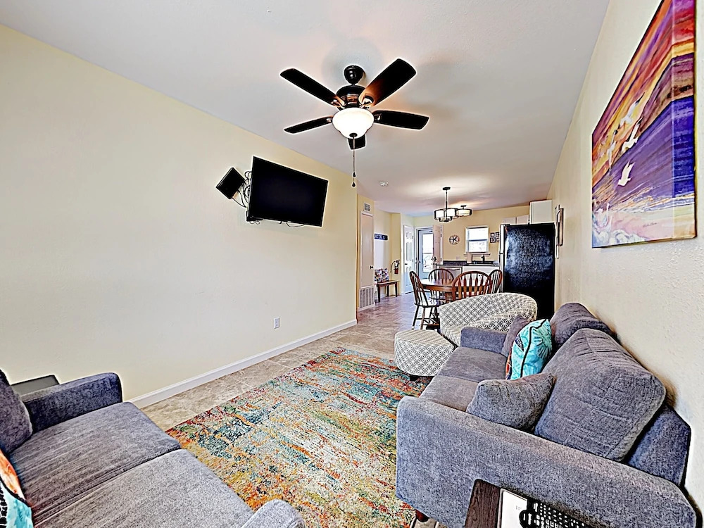 48 Sea Isle Village - One Bedroom Bungalow