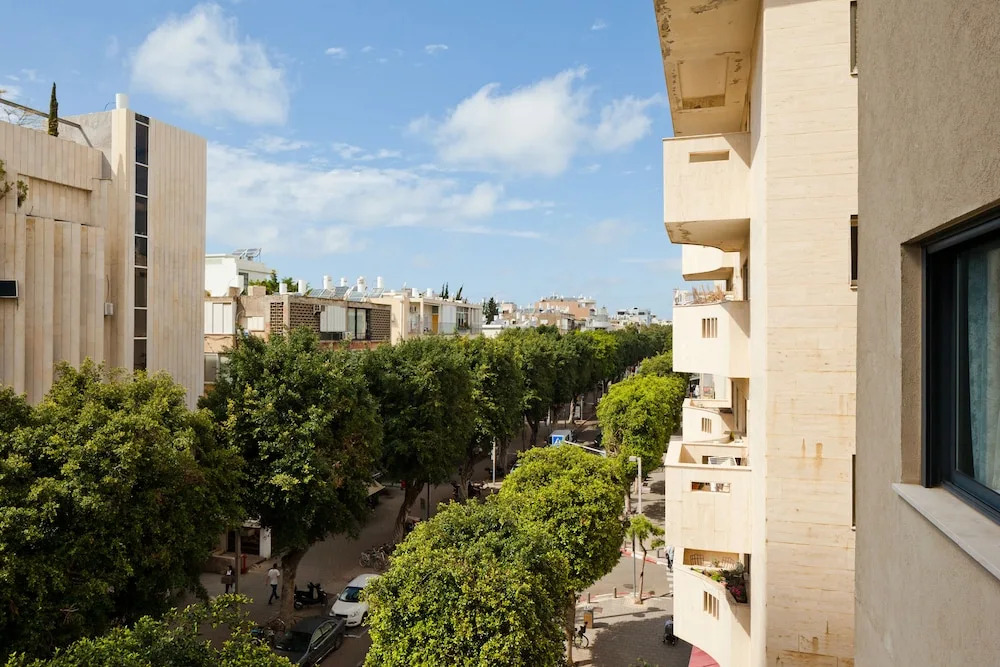 Sunny Luxary Apartments