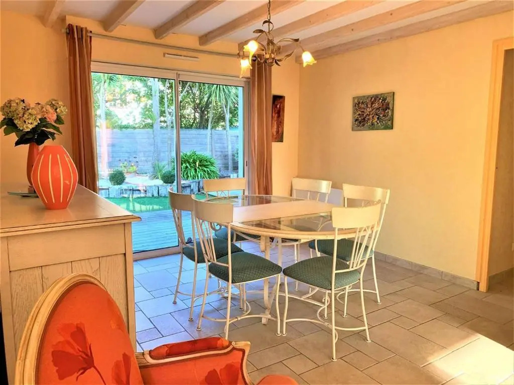Maison typique à Quiberon - 3 chambres, jardin clos, terrasses, proche plage et centre, avec garage - FR-1-478-38