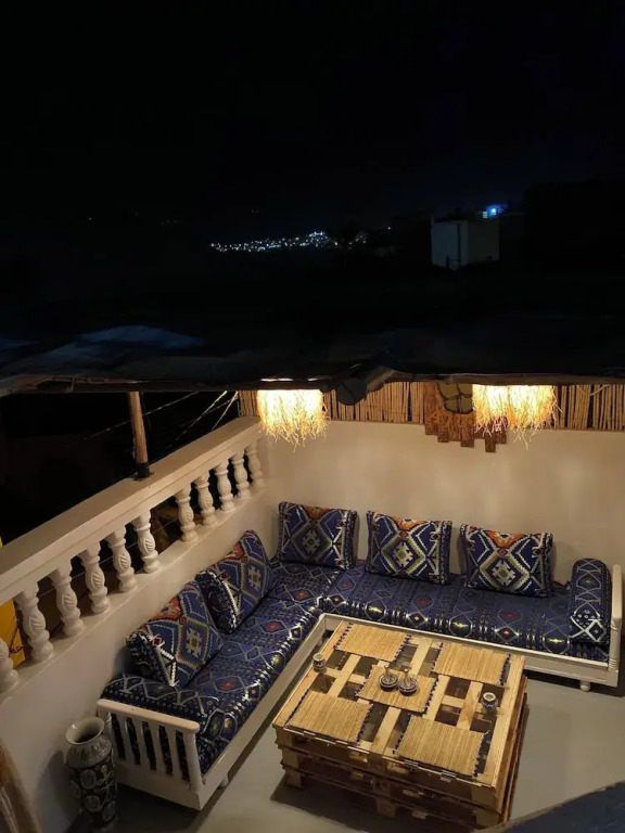 Titryte Surf House