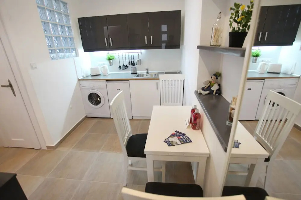 Dfive Apartments - Szervita