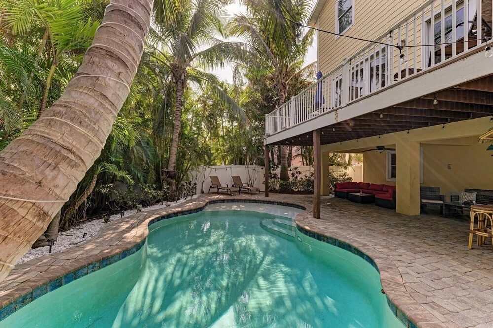 Beautiful Northshore Beauty- 5 Bed-4ba Private Pool Great Location
