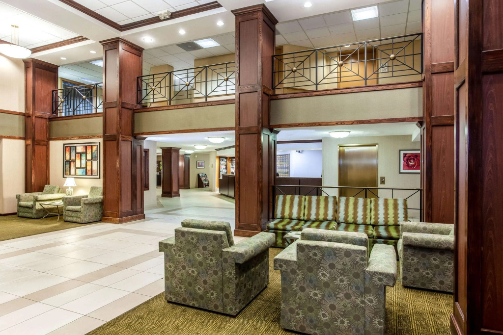 La Quinta by Wyndham Milwaukee Bayshore Area