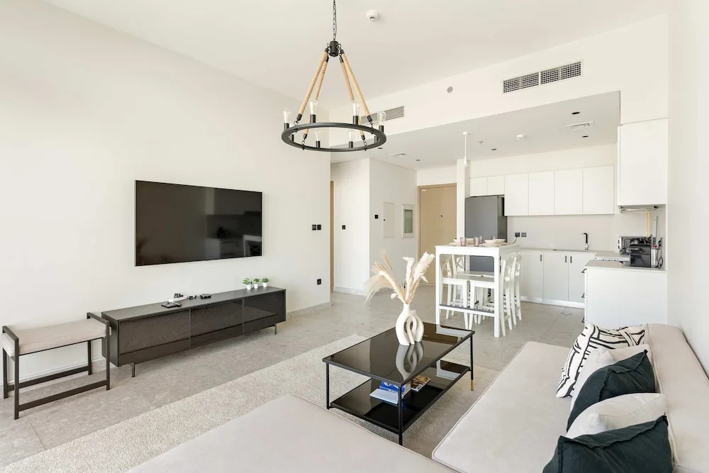 Elegant One-bedroom in Dubai Hills for 4 Persons