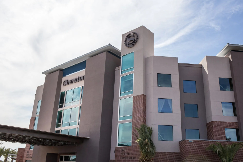 Sheraton Mesa Hotel at Wrigleyville West