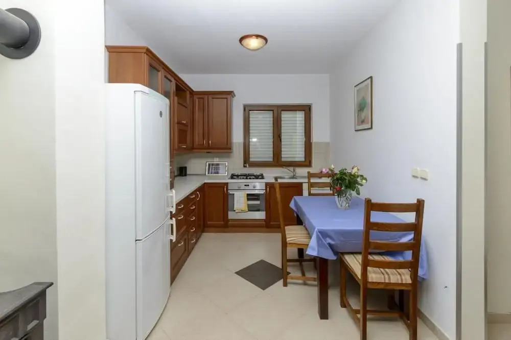 Apartment Petar