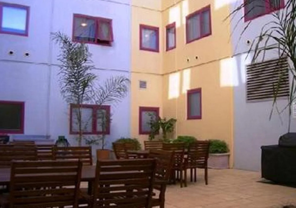Plum Carlton Serviced Apartments
