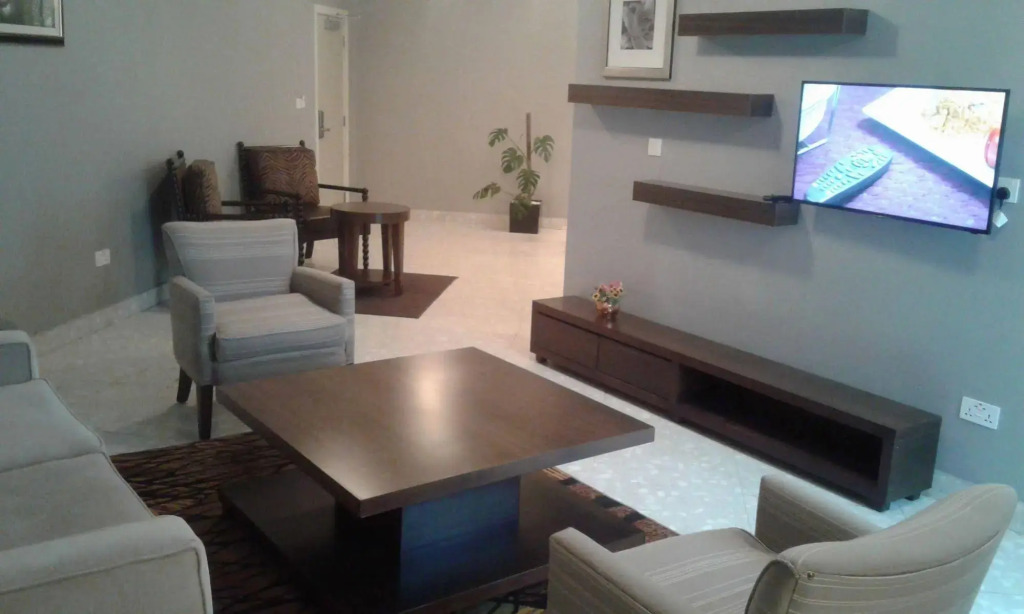Lakewood Luxury Apartment