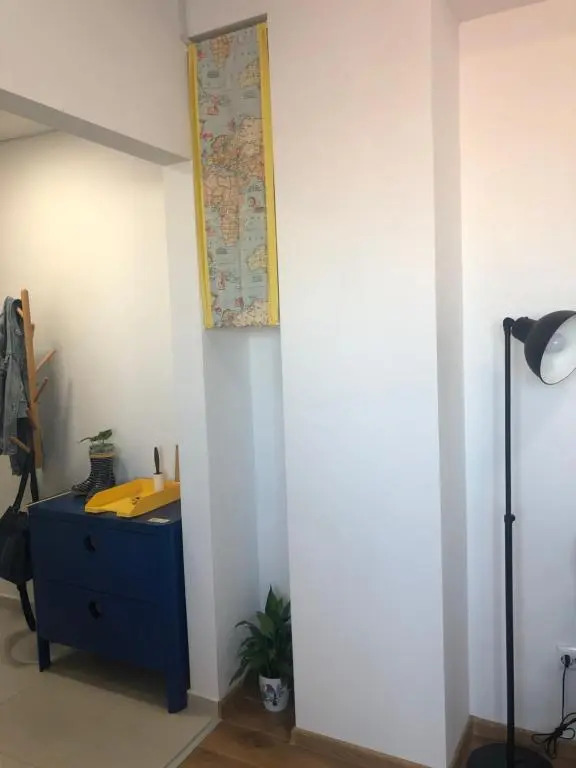 Travel and Discover @ Smart Stay Near Metro
