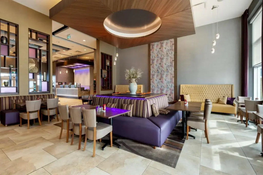 Best Western Plus St. John's Airport Hotel And Suites