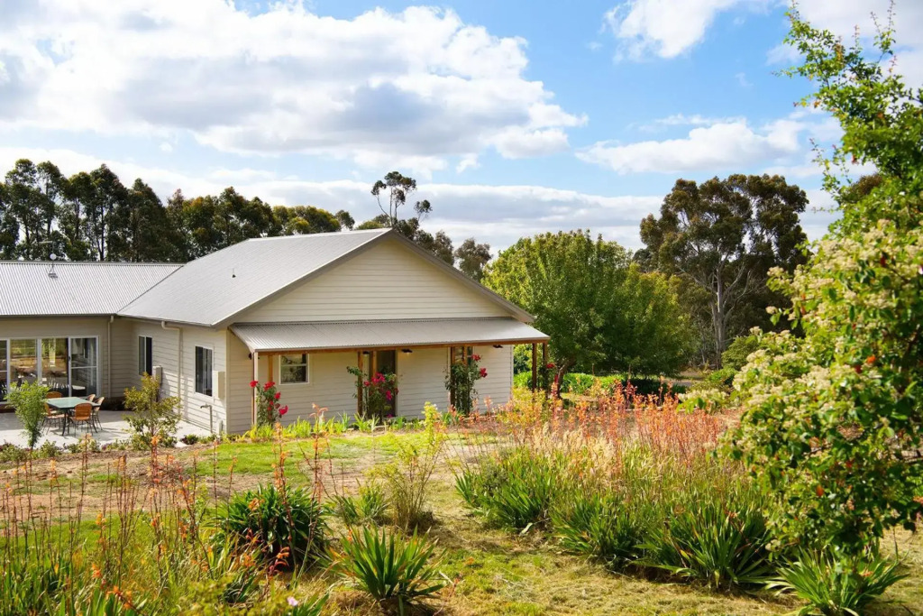 Acacia House