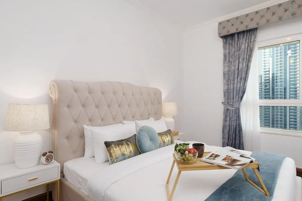 Maison Privee - Dreamy Apt with Jaw-Dropping Marina Views