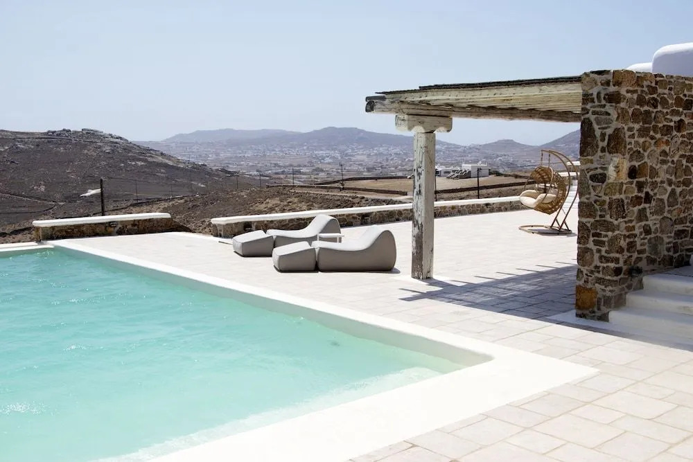Mykonian Icon Villa