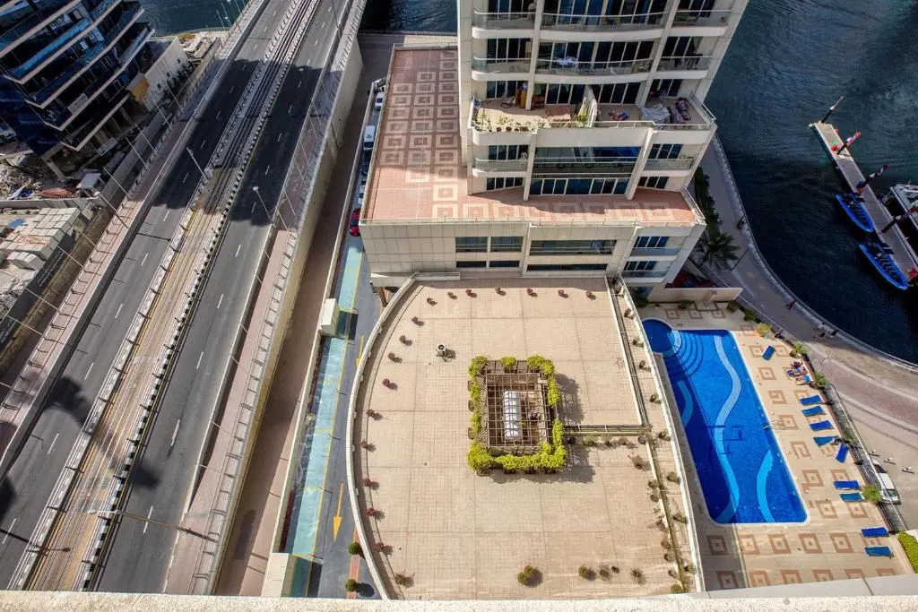 Stylish 2BD with great view in Marina View Tower