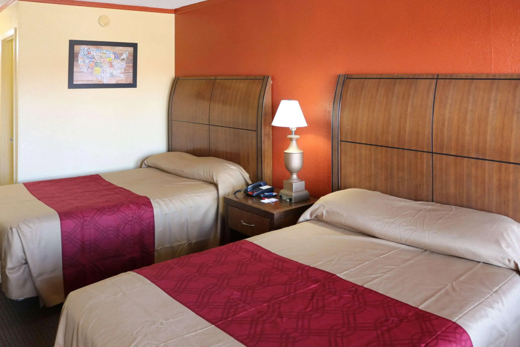 Econo Lodge Charlotte Airport Area