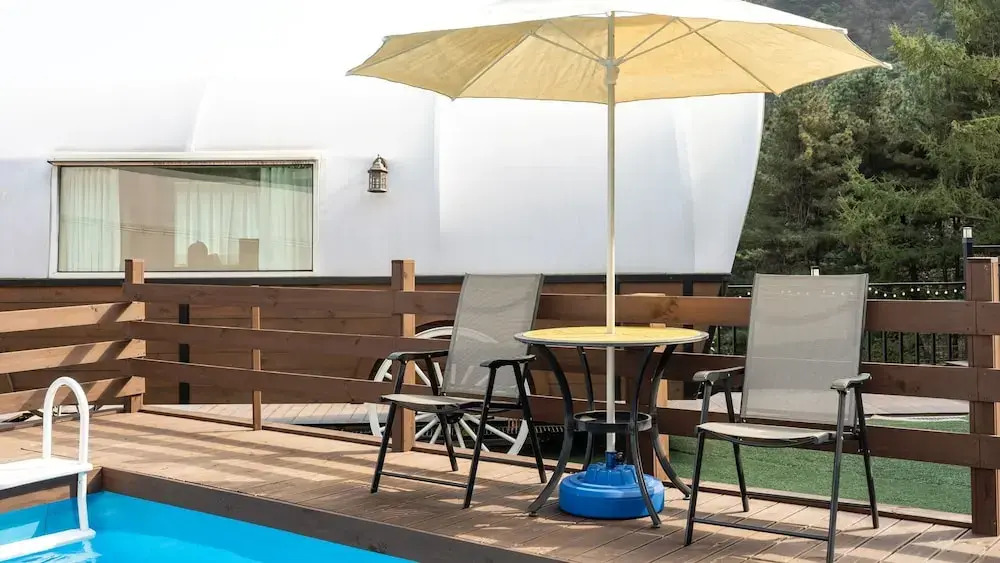 Gapyeong Dalmeong Pool Villa Glamping