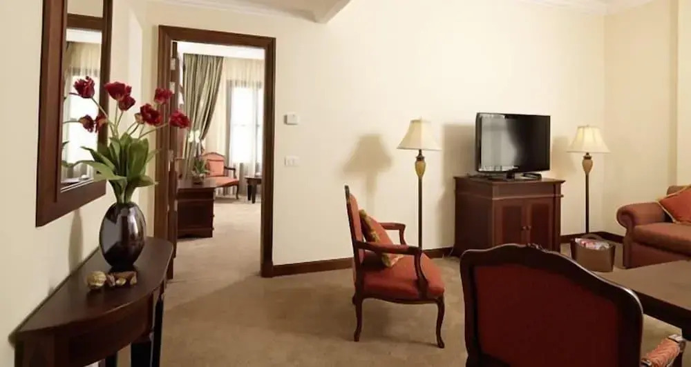 Le Patio Boutique Hotel