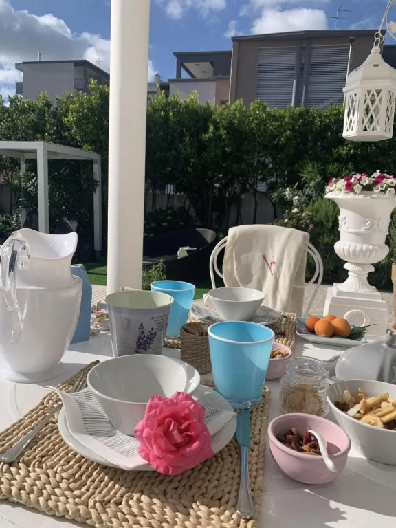 White House Luxury Hospitality