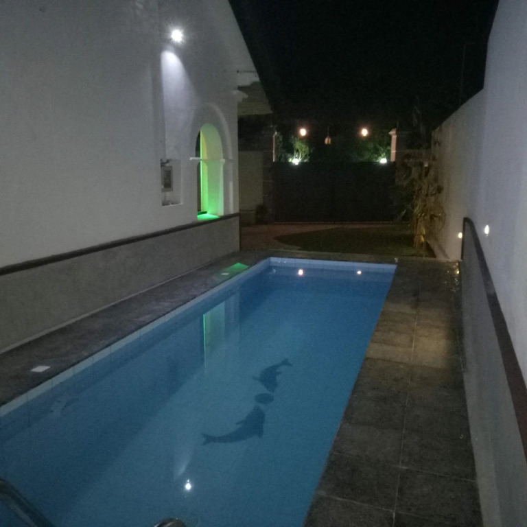 Villa White Dome