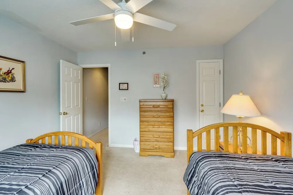 Tranquil Osage Beach Condo w/ Waterfront Decks!