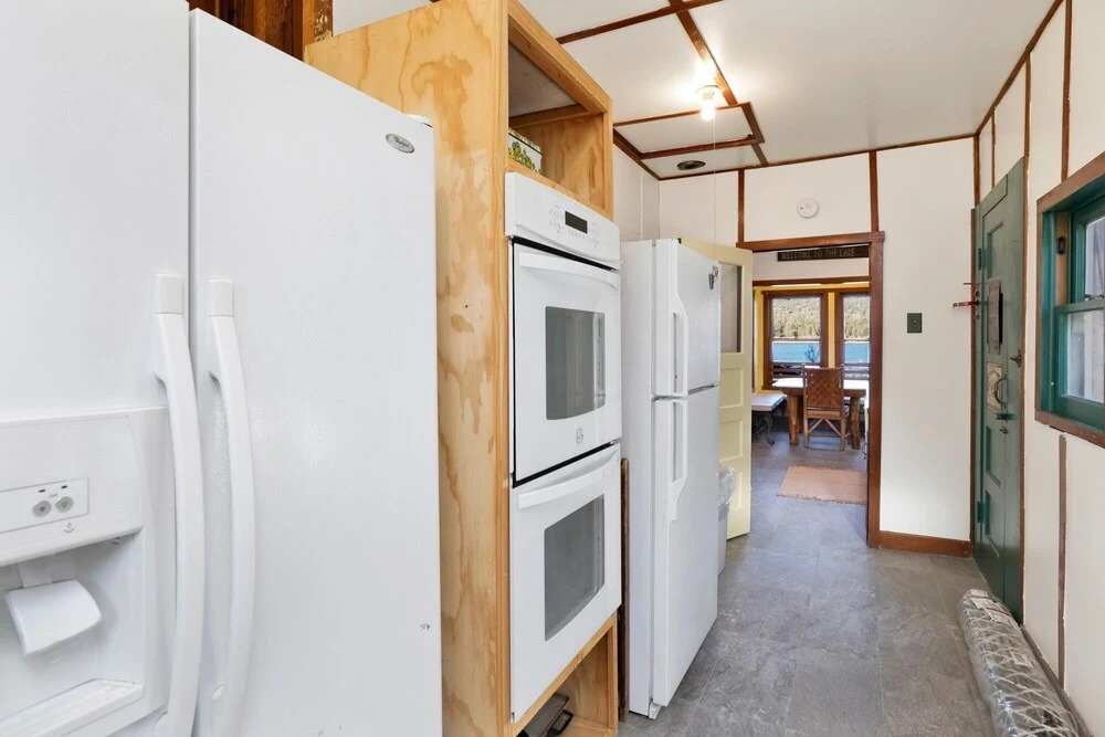2213-lazy Days 3 Bedroom Home by Redawning