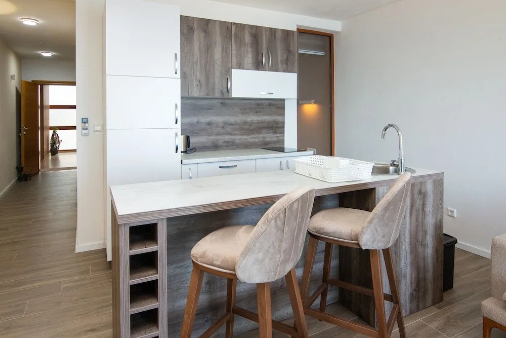 Sunset Bay Apartments