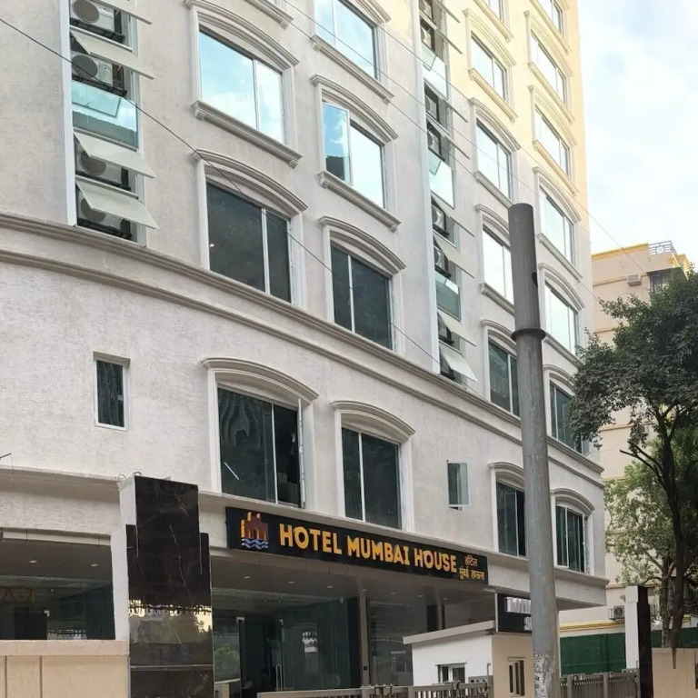 Hotel Mumbai House Valnai Malad