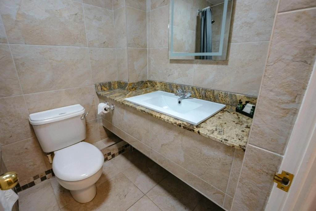Best Western Manor Hotel