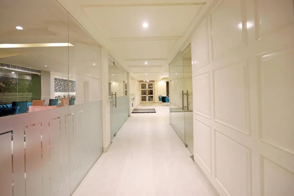 Hotel Magenta