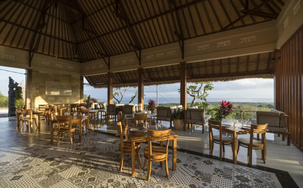 Semabu Hills Hotel Nusa Penida